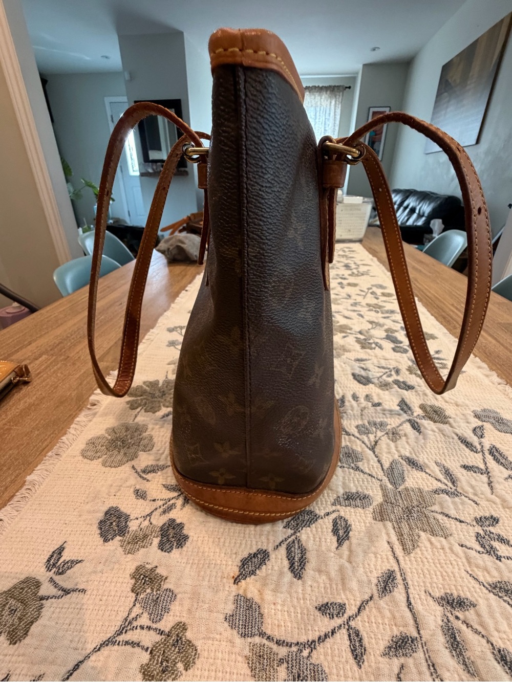 Louis Vuitton Monogram Canvas Bucket Bag in Brown and Tan (DC DK0029) - Picture 5 of 8